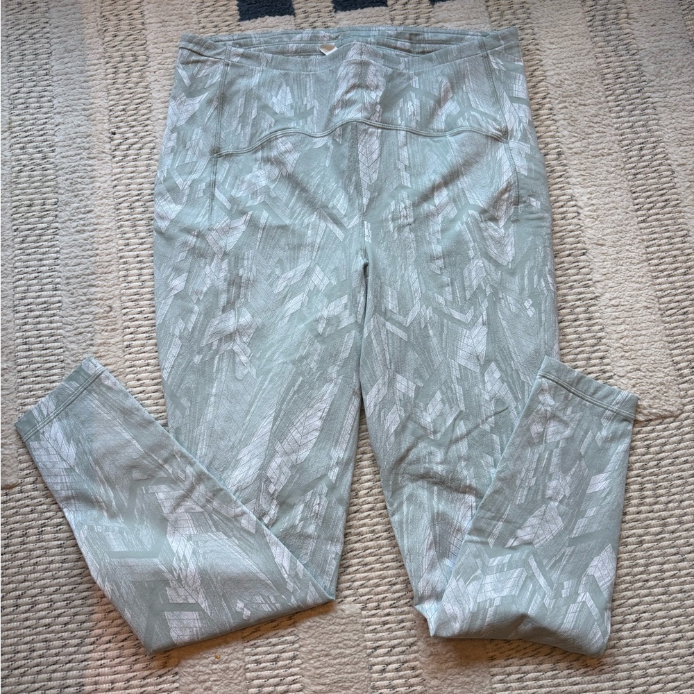 Lululemon leggings size 16